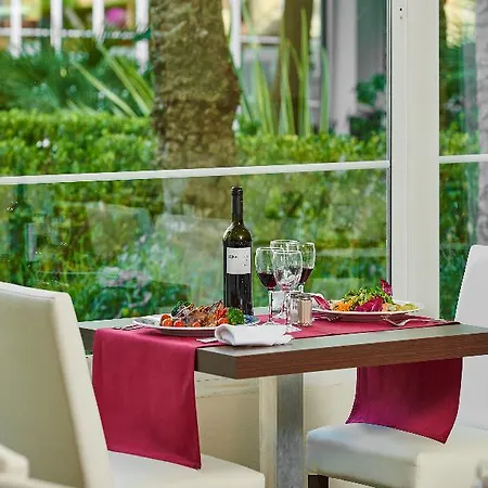 Aparthotel Grupotel Alcudia 4*
