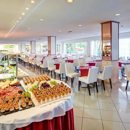 Grupotel Alcudia Apart-hotel 4*